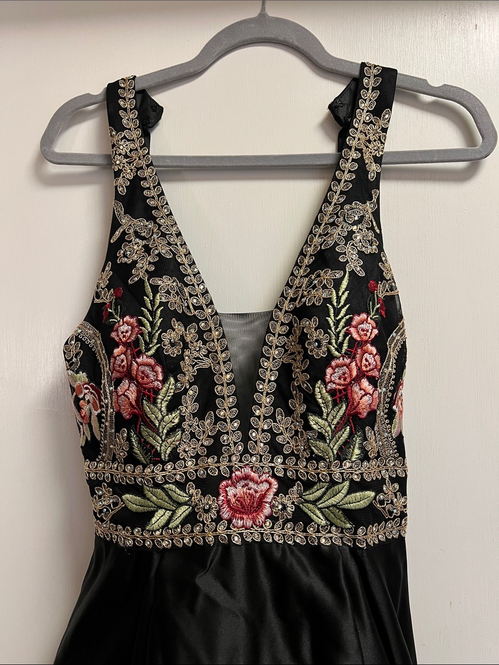 Black Floral Embroidered V-Neck Prom Dress
